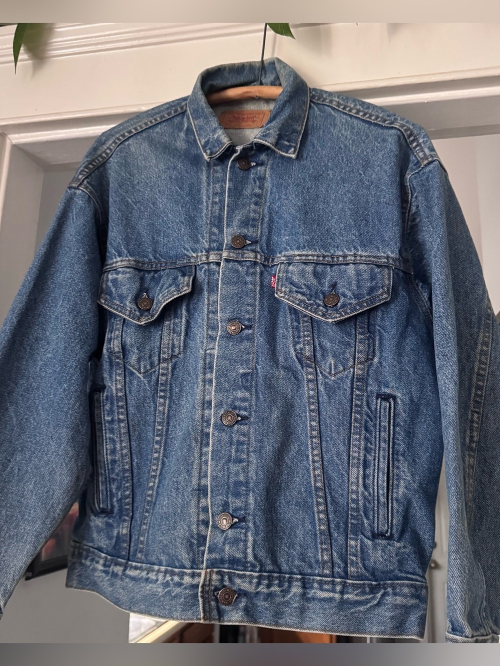 Levi vintage trucker jacket blue denim jean western size small classic Vtg